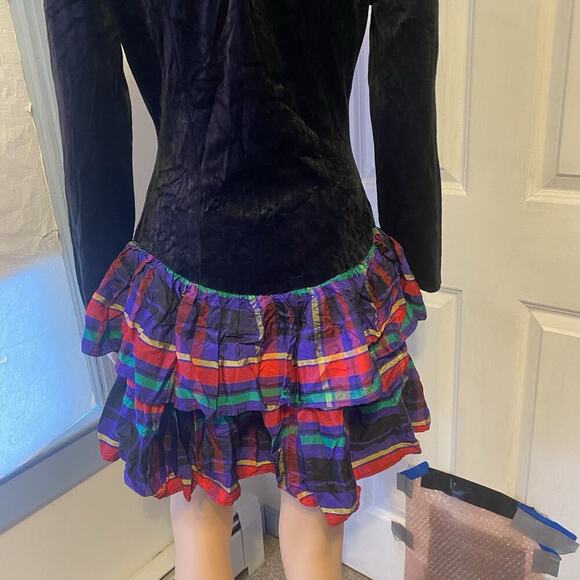 Vintage 90s ByerToo! Women Dress 7/M Black Velvet Multicolor Ruffle Skirt Retro - Picture 12 of 13